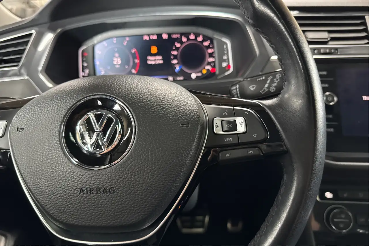 Volkswagen Tiguan снимка Volkswagen Tiguan