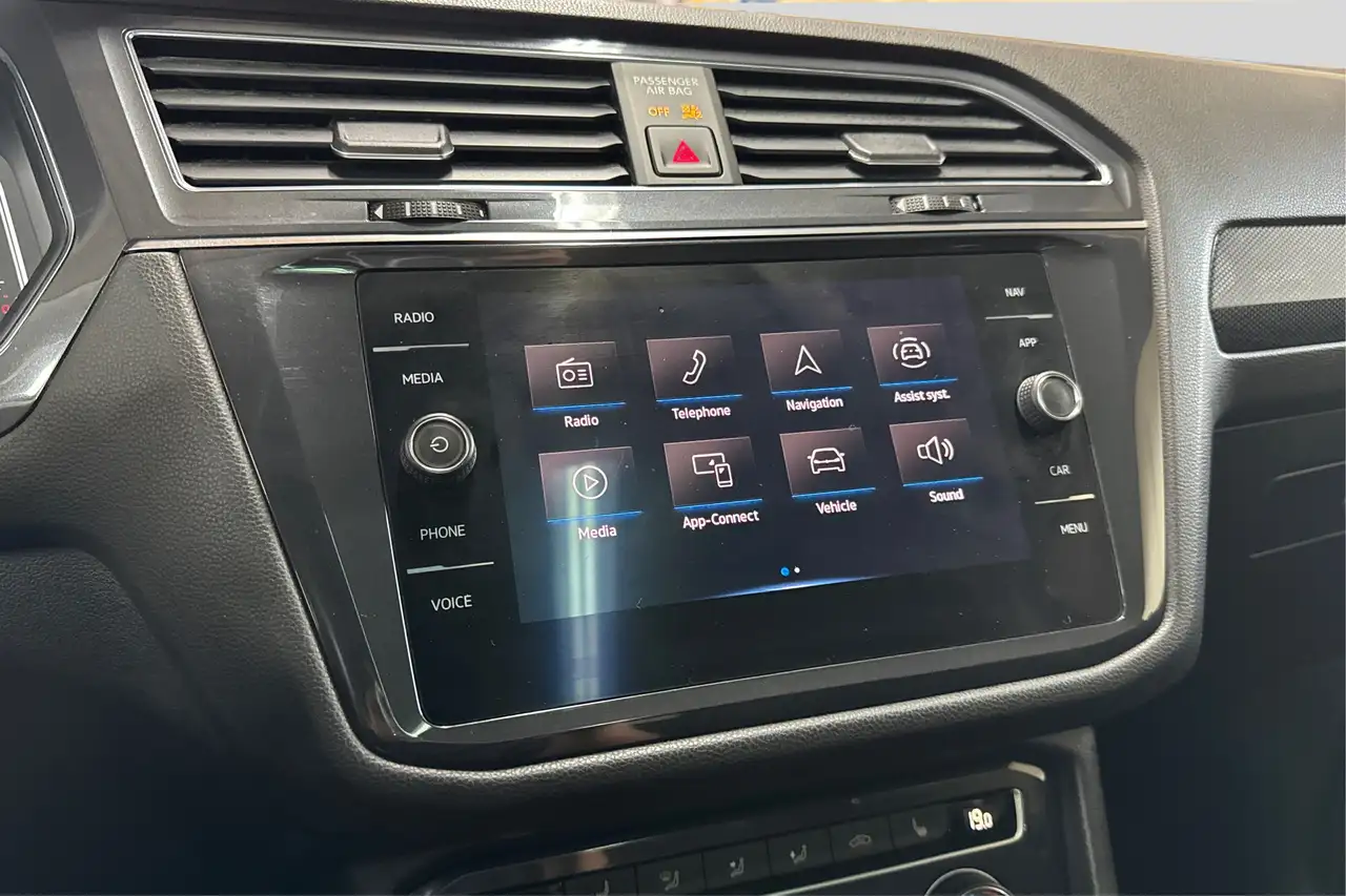Volkswagen Tiguan снимка Volkswagen Tiguan