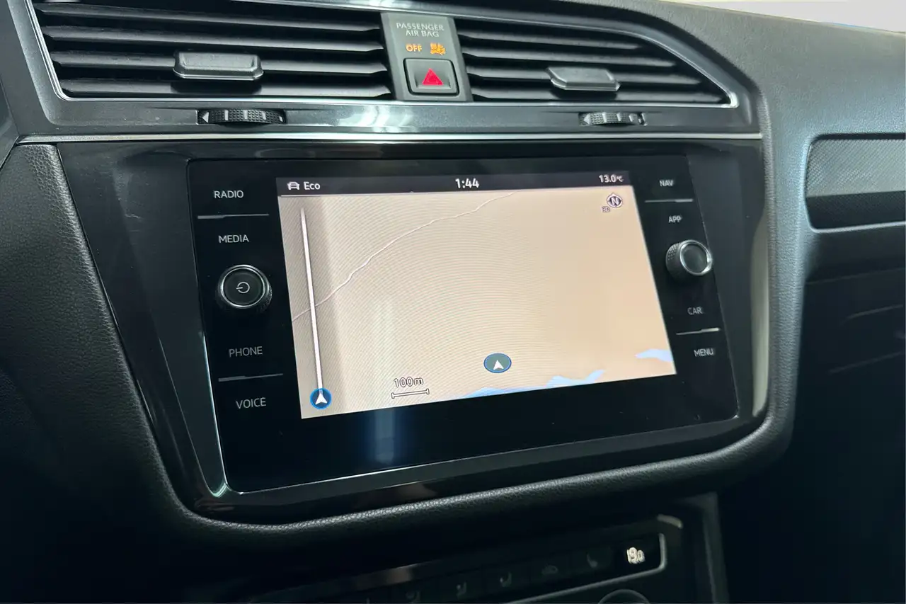 Volkswagen Tiguan снимка Volkswagen Tiguan