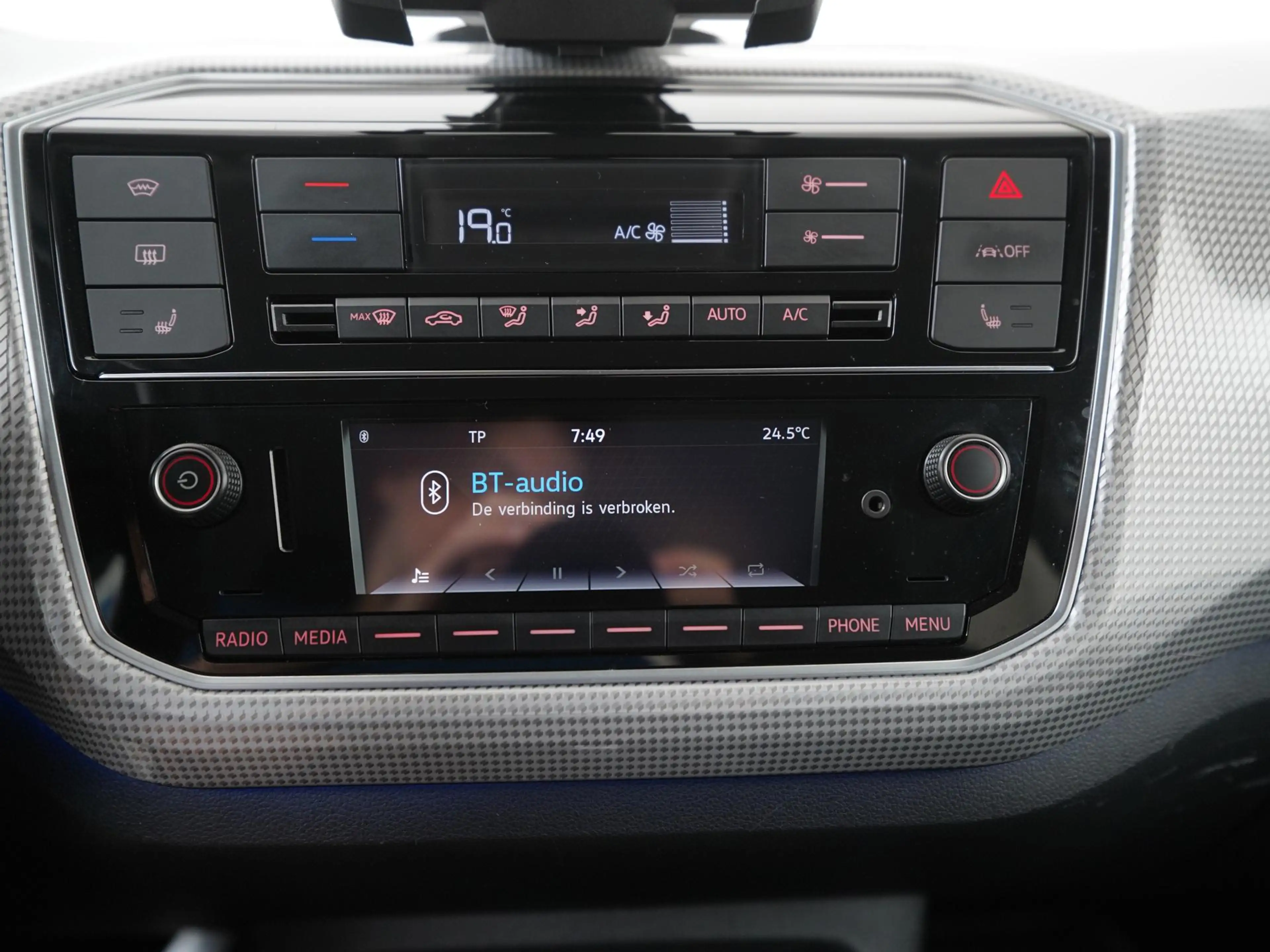 Volkswagen e-up! Style | 16'' Upsilon | Stoelverwarming | Zondag Op — photo 14