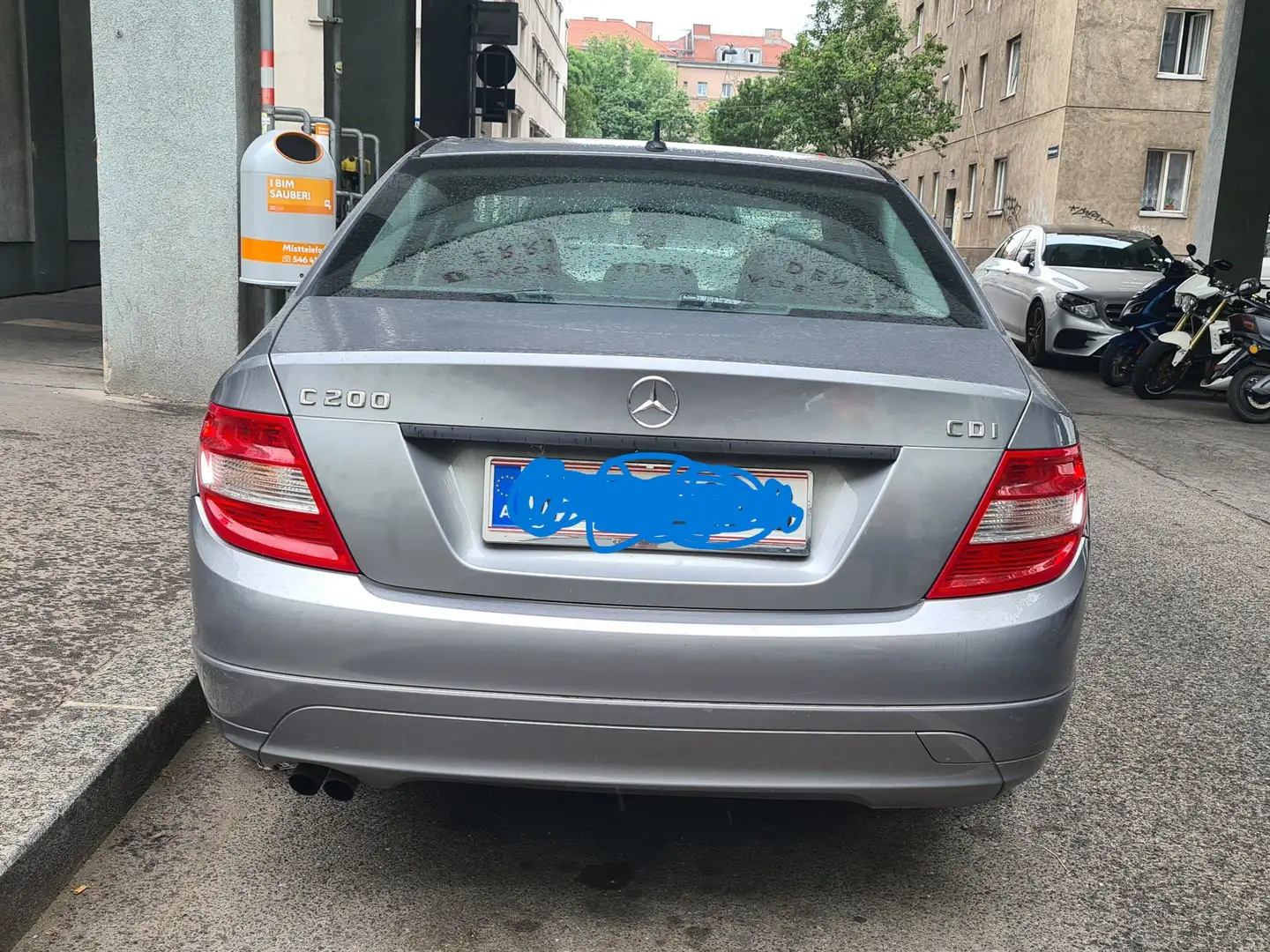 Mercedes-Benz 200 CDI BLUE EFFICIENCY Grau - 2