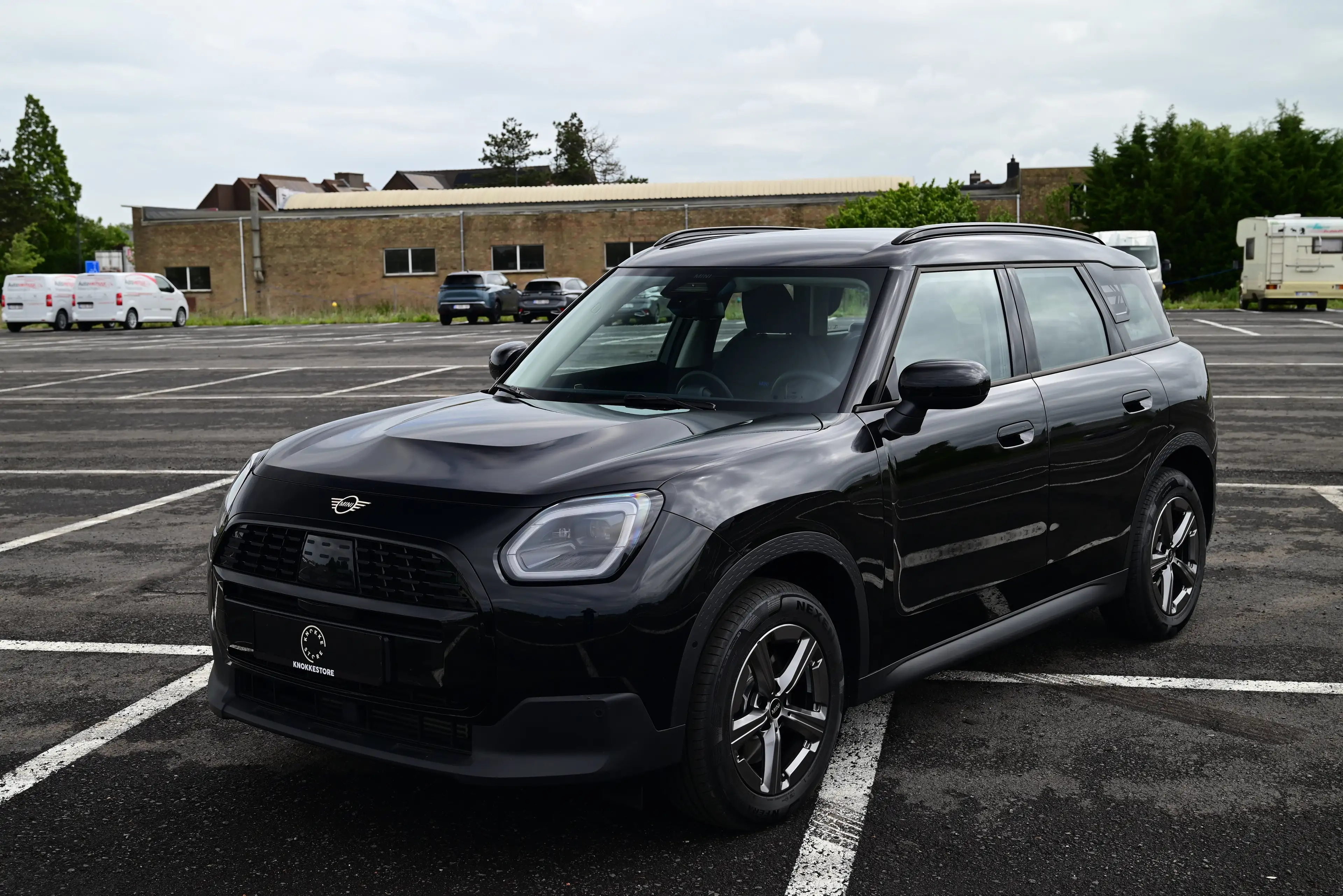 MINI Countryman C AUT / CAMERA / HEADUP / LED / LEATHER / LIKE NEW — photo 4