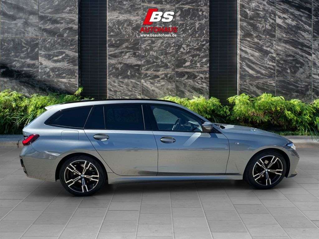 2022 BMW 318