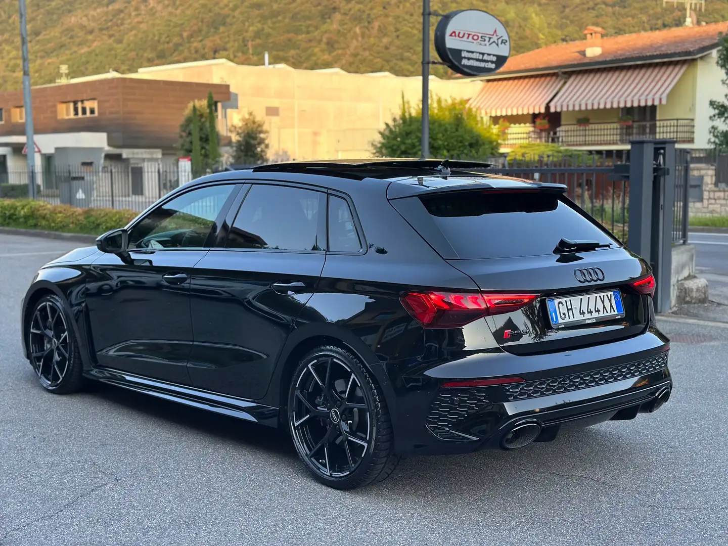 Audi RS3 A3 RS3  TOTAL BLACK 2.5 tfsi quattro s-tronic Zwart - 2