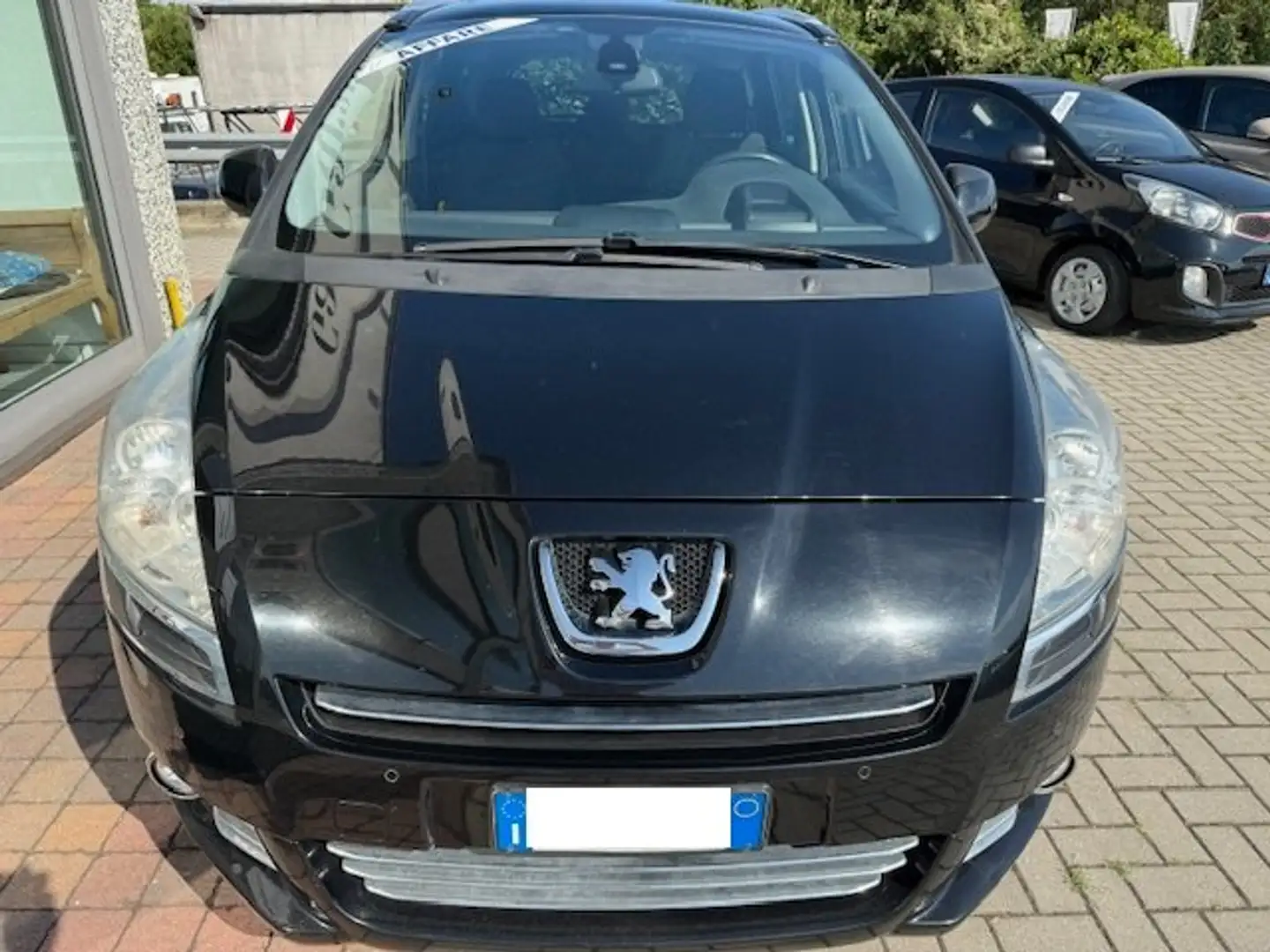 Peugeot 5008 5008 I 2009 2.0 hdi 16v Allure (feline) 150cv Schwarz - 2