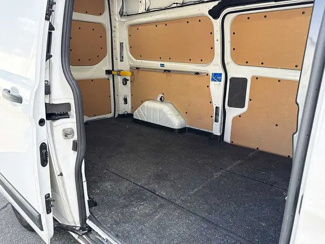 Ford Transit Custom view 5