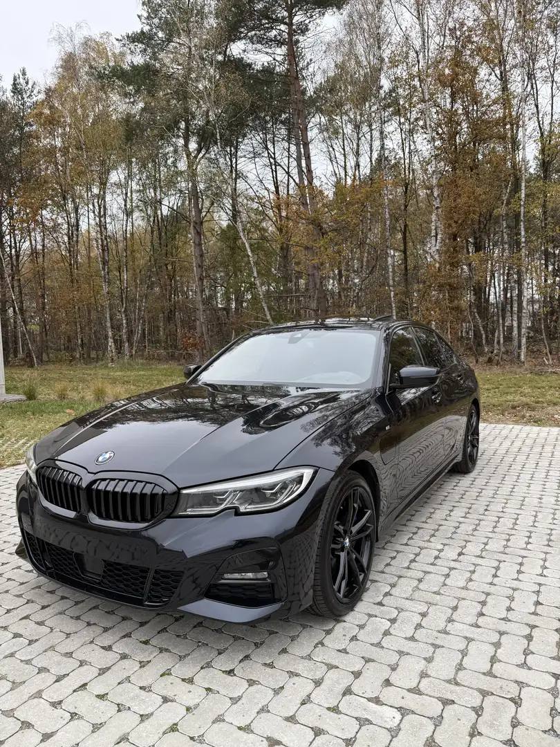 BMW 330 330e M Sport Zwart - 2
