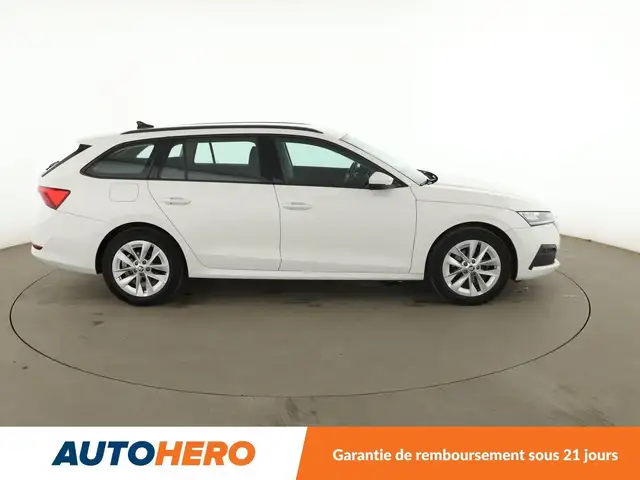 Skoda Octavia view 7
