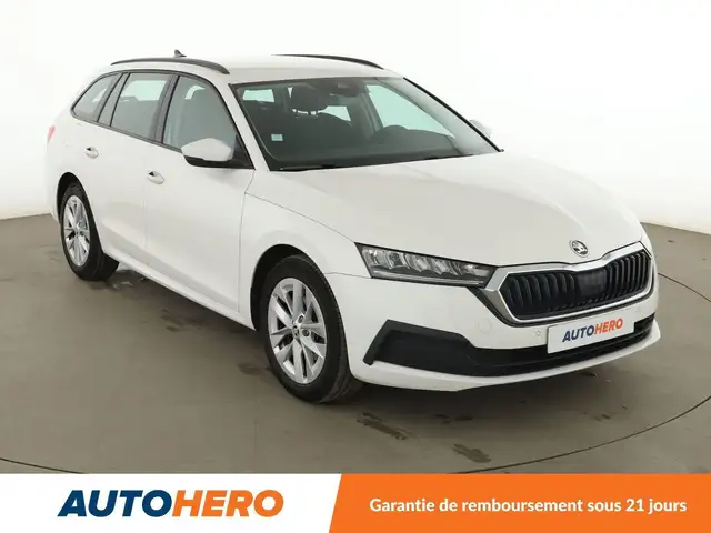 Skoda Octavia view 8