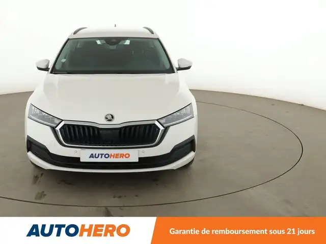 Skoda Octavia view 9