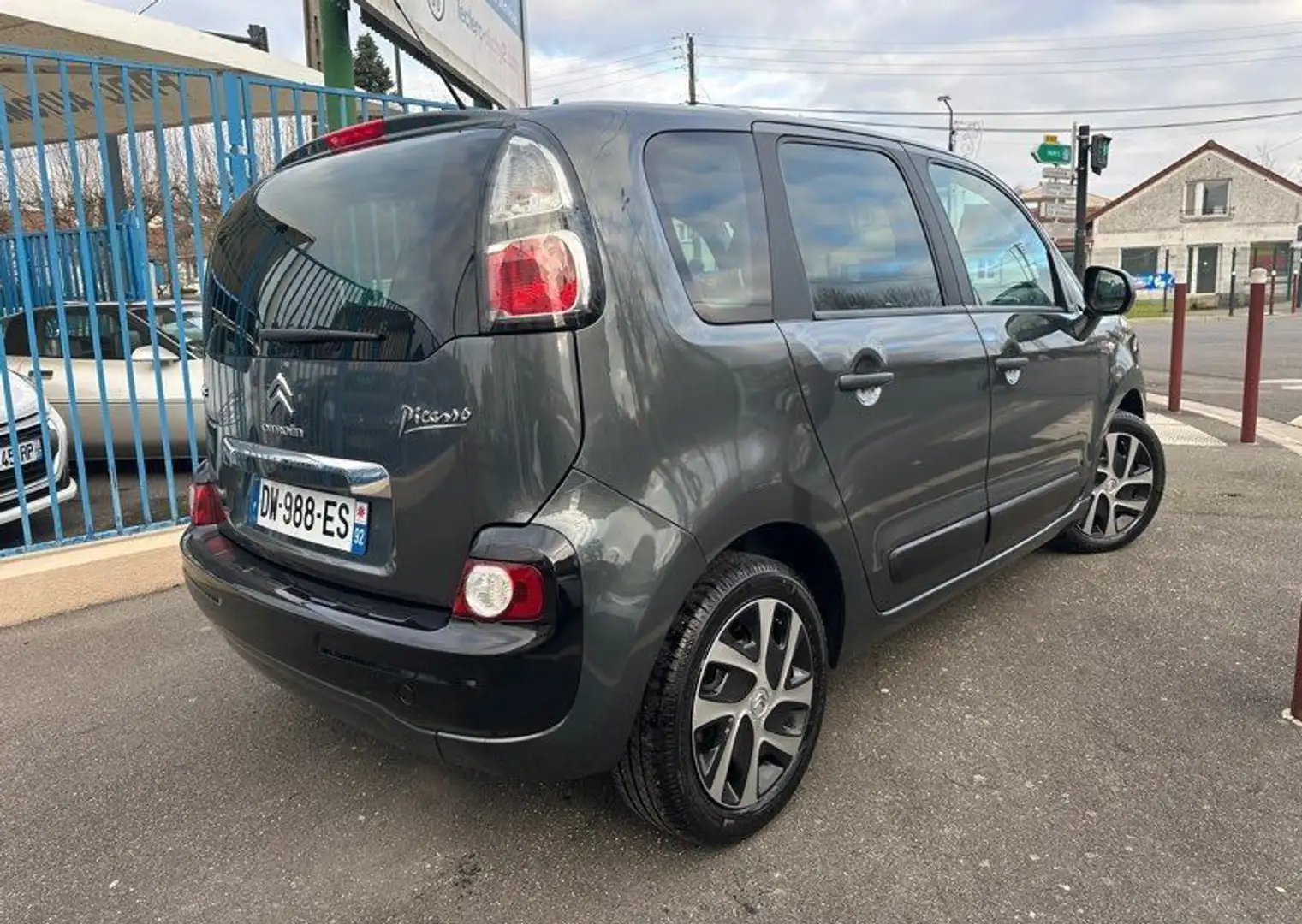Citroen C3 Picasso Citroën 1.2l 110ch 45800kms première main Gris - 2