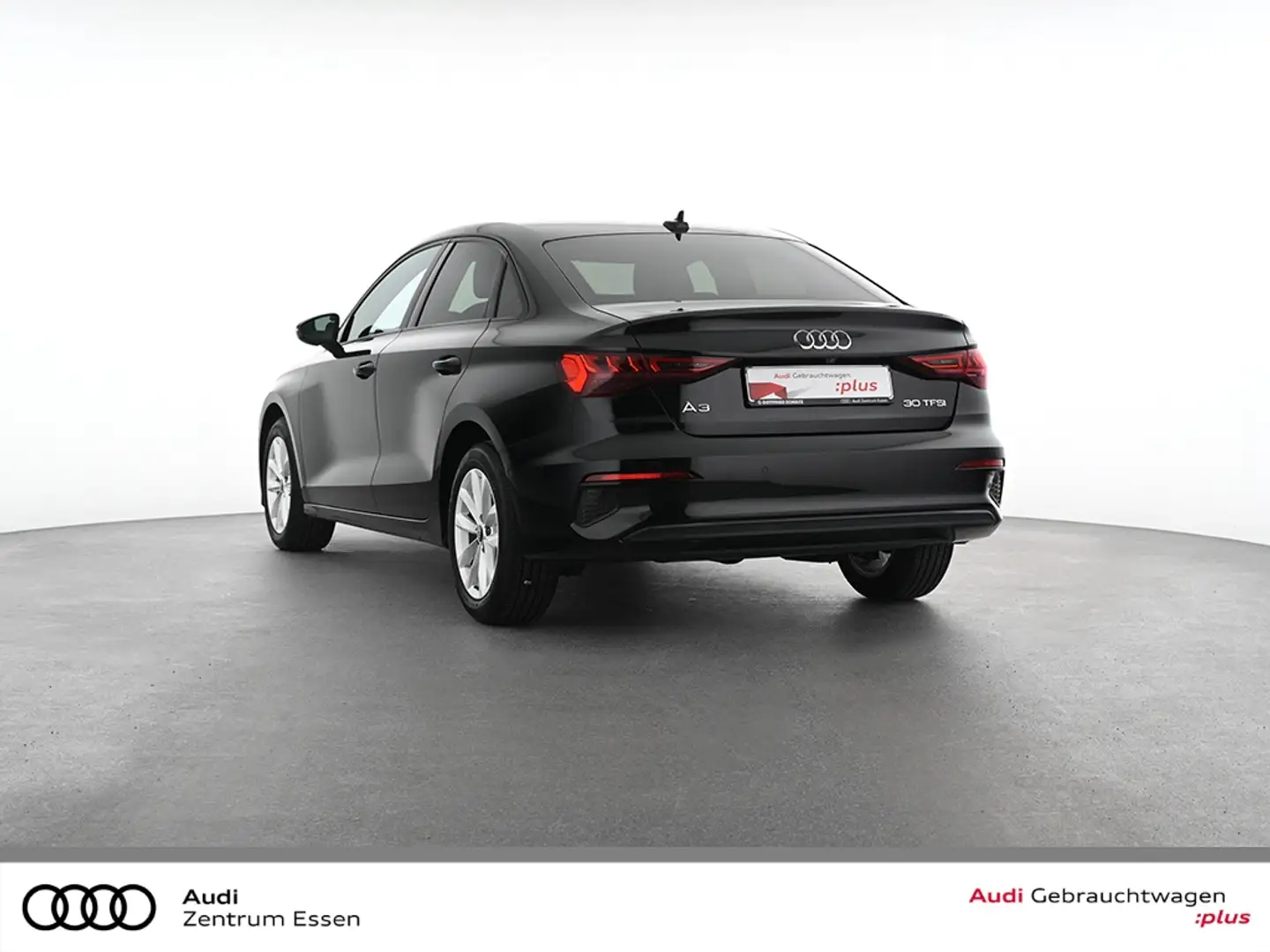 Audi A3 Lim. 30 TFSI S-TRONIC MATRIX LED STHZ PLUS SHZ Schwarz - 2