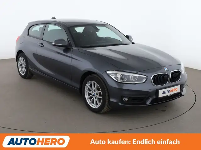 BMW 1 Series view 8