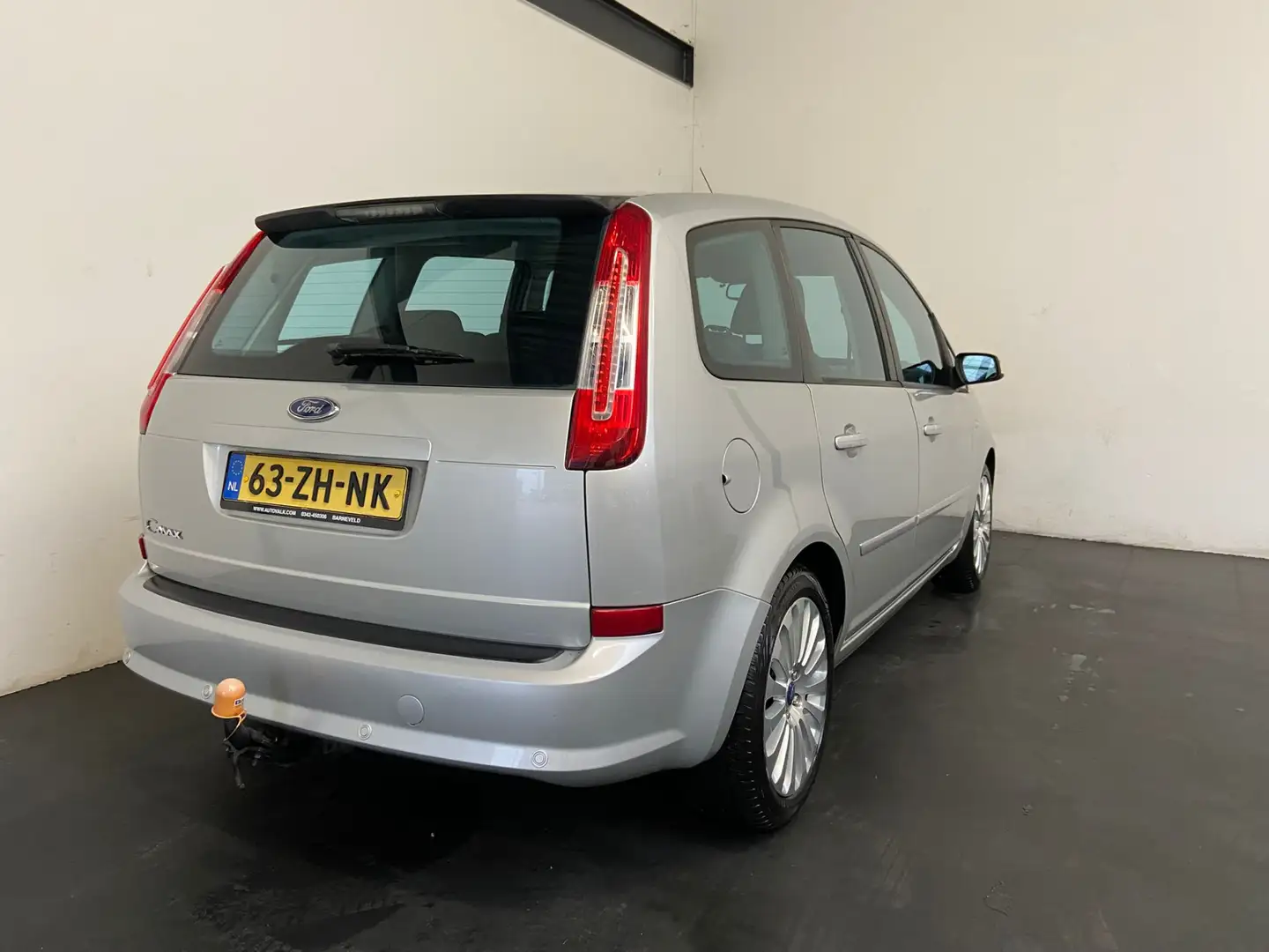 Ford C-Max 1.6-16V Titanium Grijs - 2