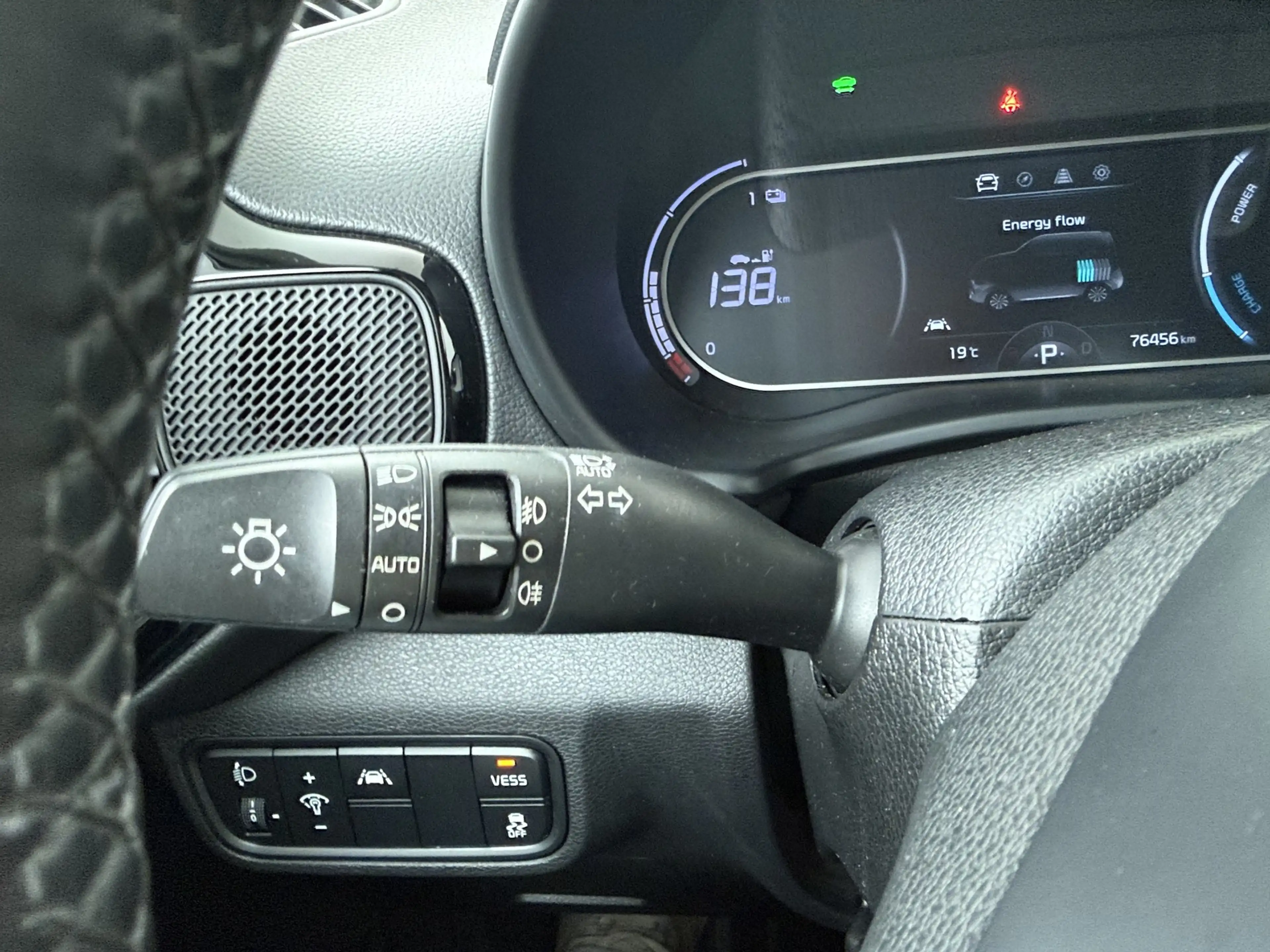 Kia Soul e-Soul 39.2 kWh DynamicLine (SOH 100%) - Navigatie — photo 33