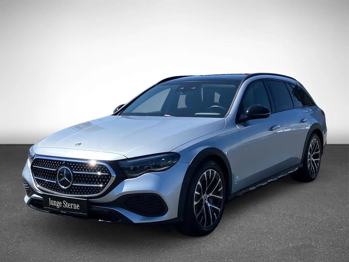 Mercedes-Benz E 300 de 4MATIC T-Modell All-Terrain mit EQ Hybrid Silber - 2