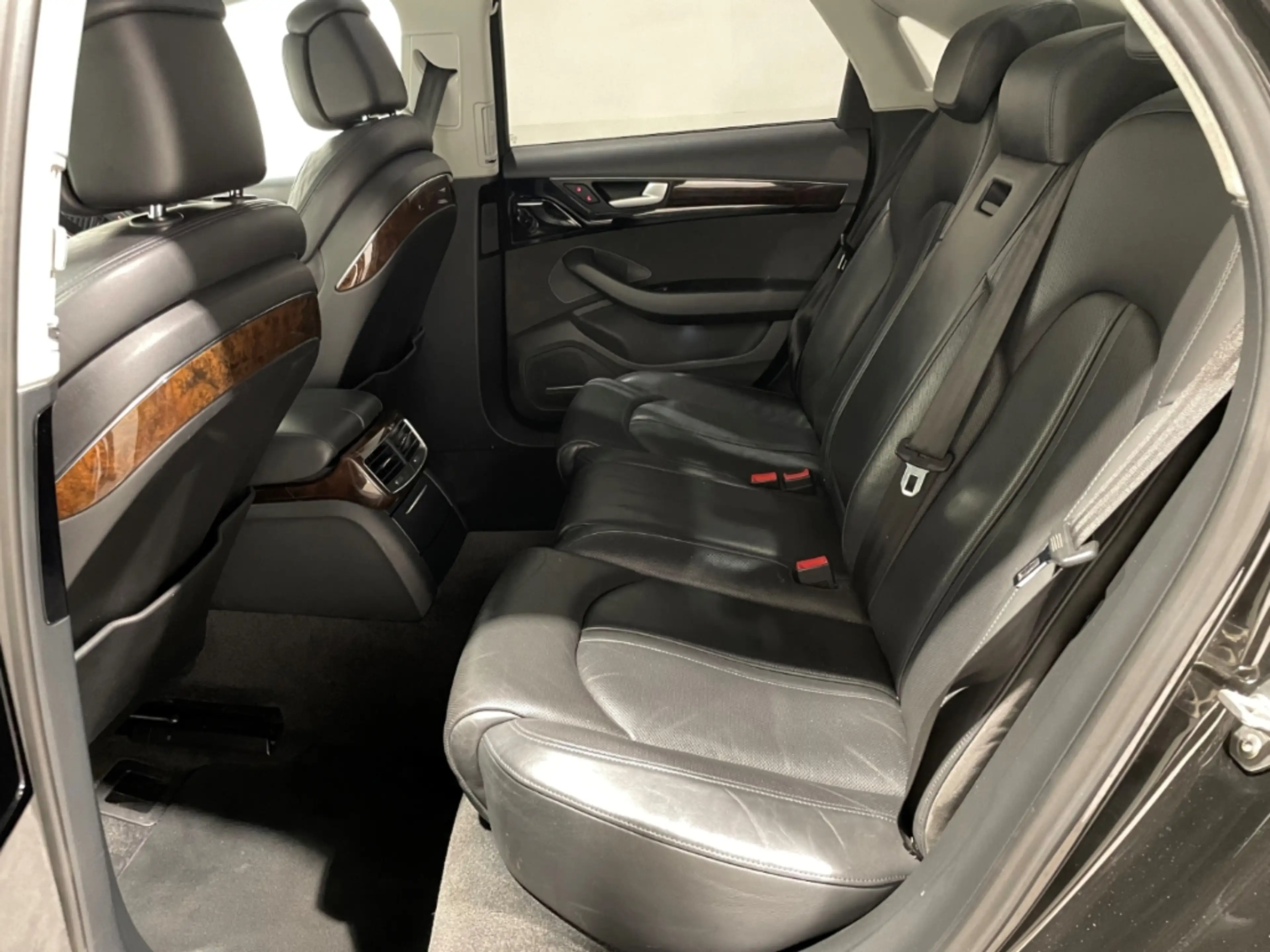 Audi A8 3.0 TDI Quattro Automatik EU6 Leder LED ACC — photo 7