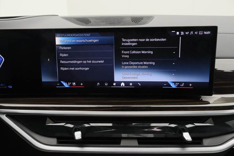 BMW X5 xDrive50e 490pk Automaat M-Sport [ LUCHTVERING+TRE — photo 45