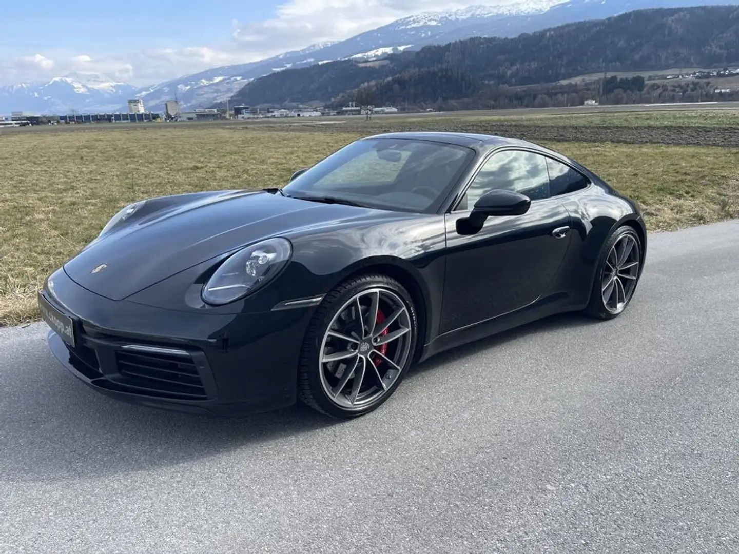 Porsche 911 Carrera 4S, ALLRAD Noir - 2