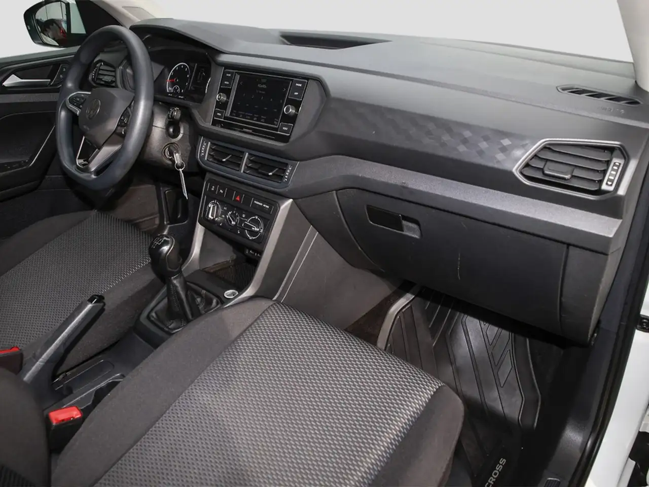 Volkswagen T-Cross 1.0 TSI 8