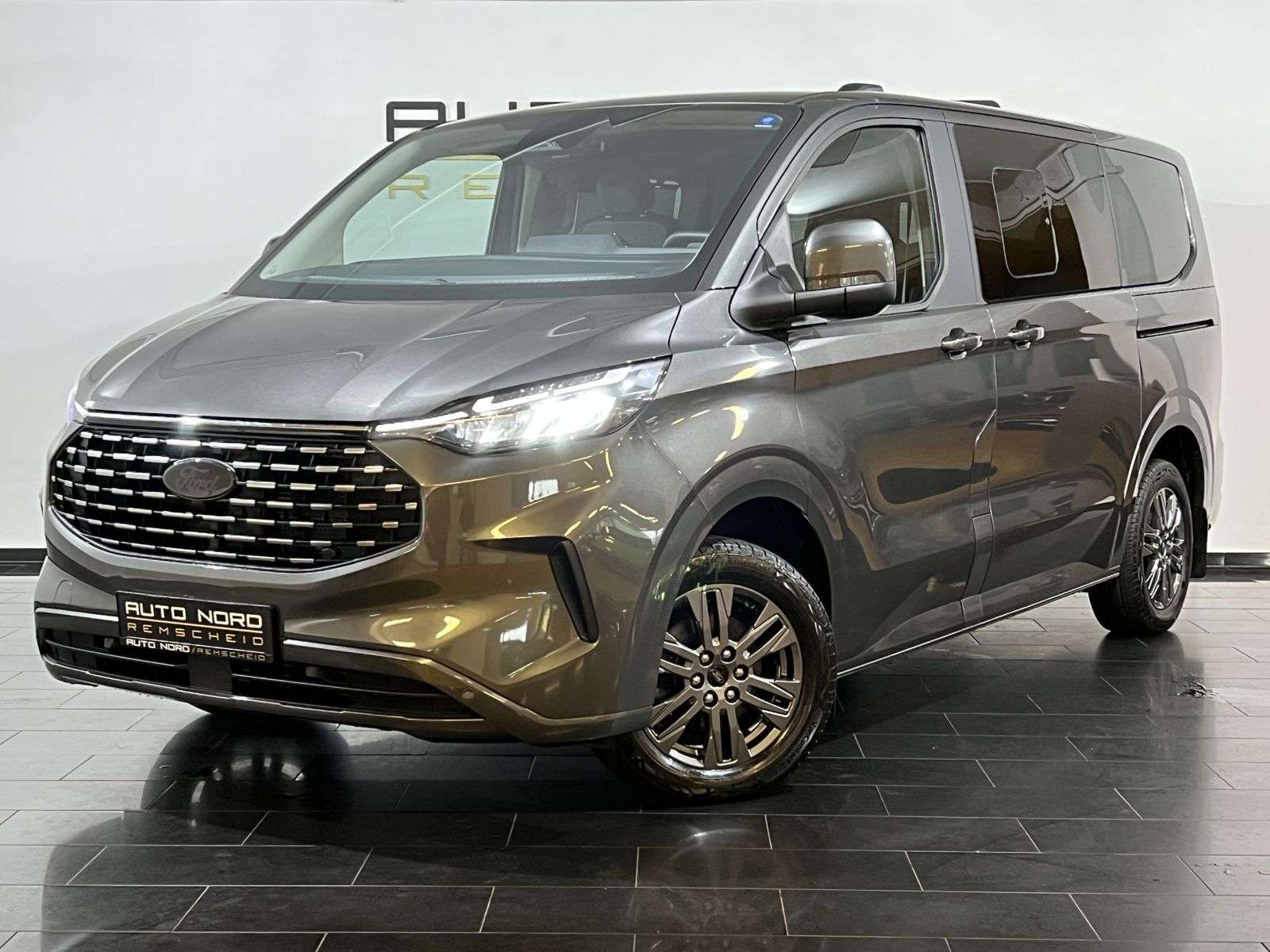 Second hand Ford Tourneo Custom 2.0