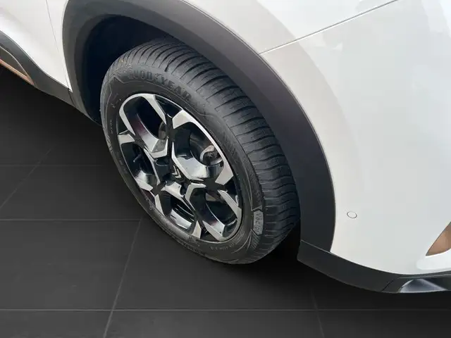 Citroen C5 Aircross view 8