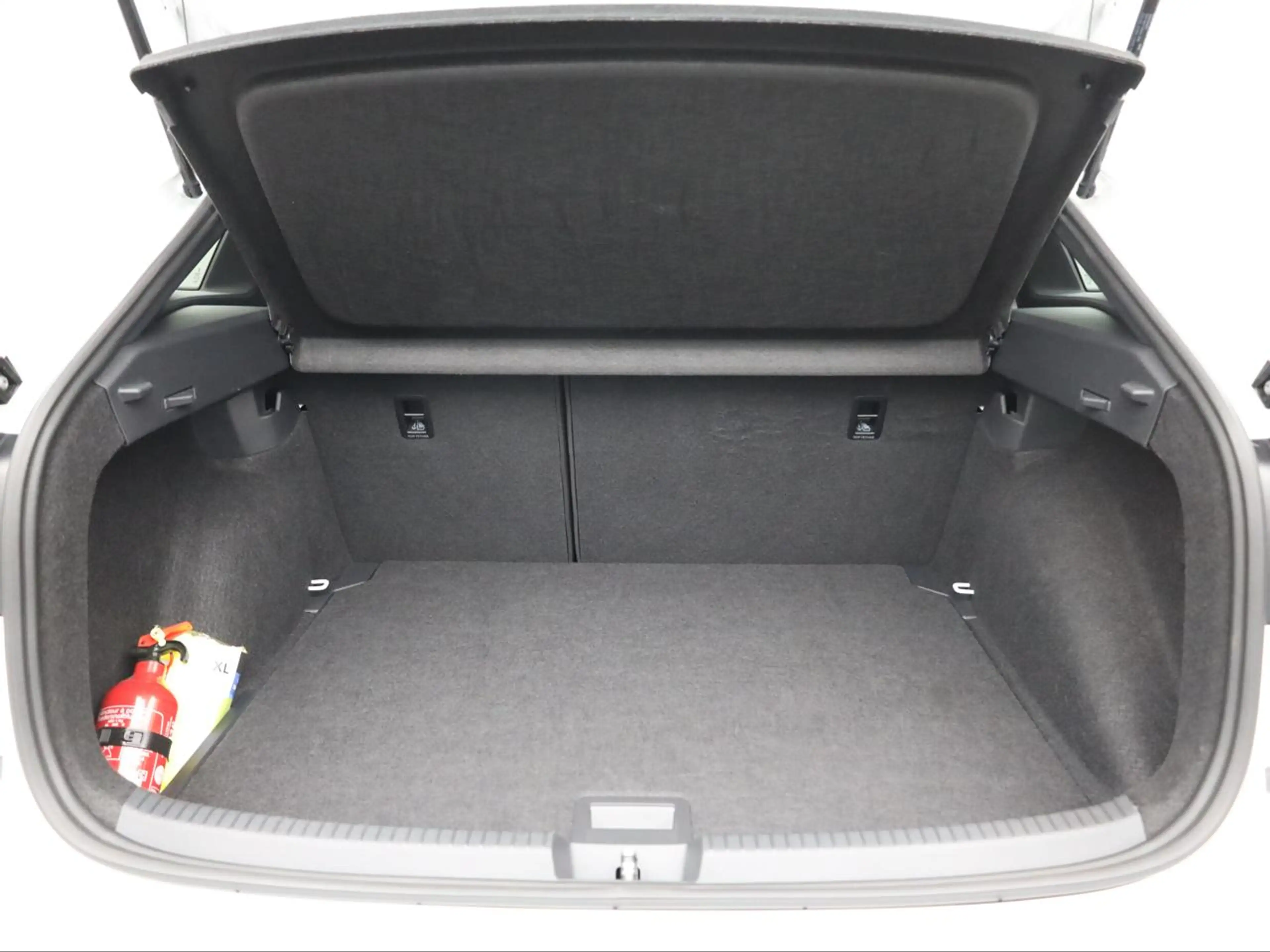 Volkswagen Taigo R-LINE 1.0 TSI 110 PK DSG AUTOMAAT  PANORAMISCH SCHUIFDAK — photo 10
