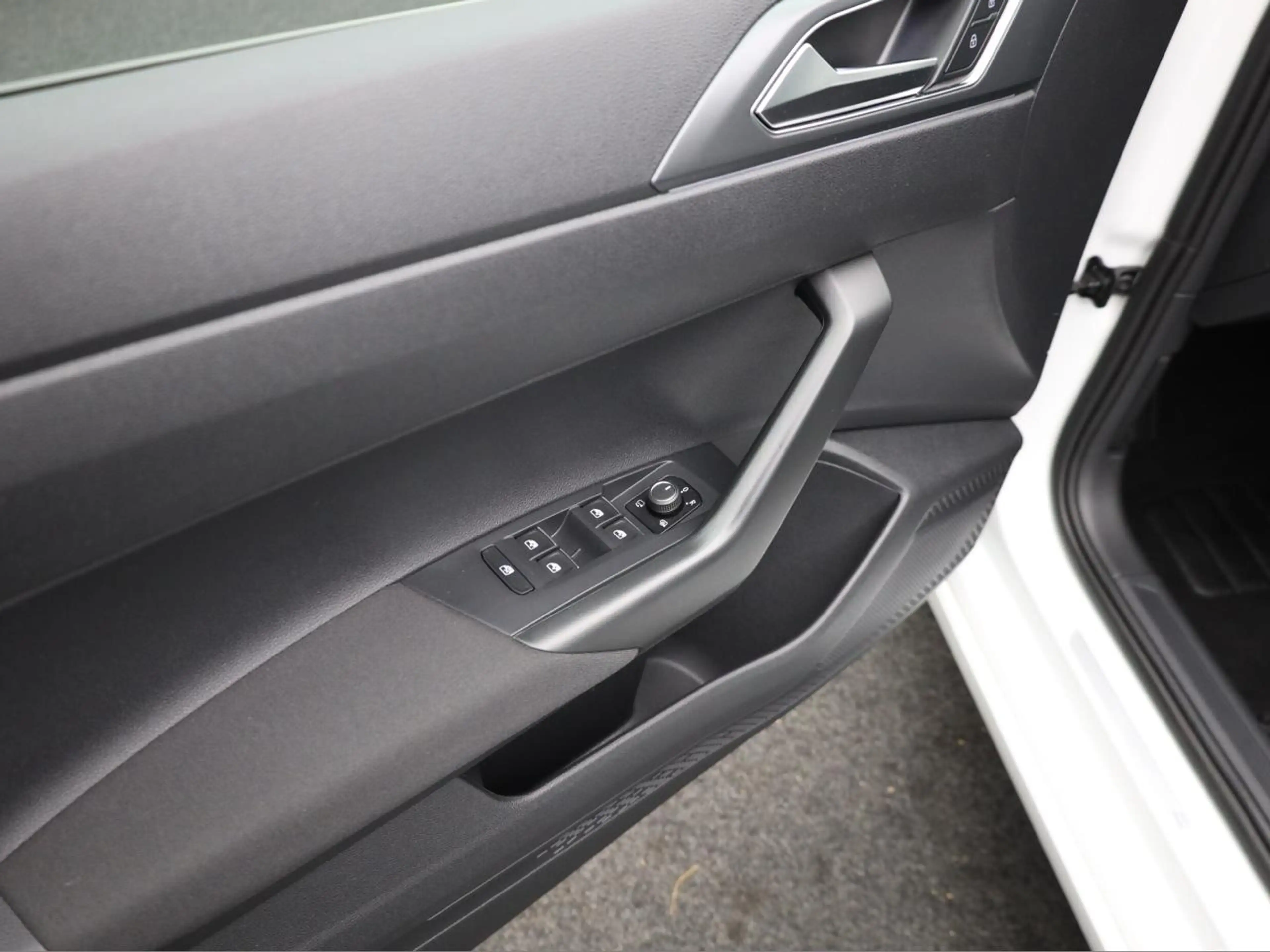 Volkswagen Taigo R-LINE 1.0 TSI 110 PK DSG AUTOMAAT  PANORAMISCH SCHUIFDAK — photo 13