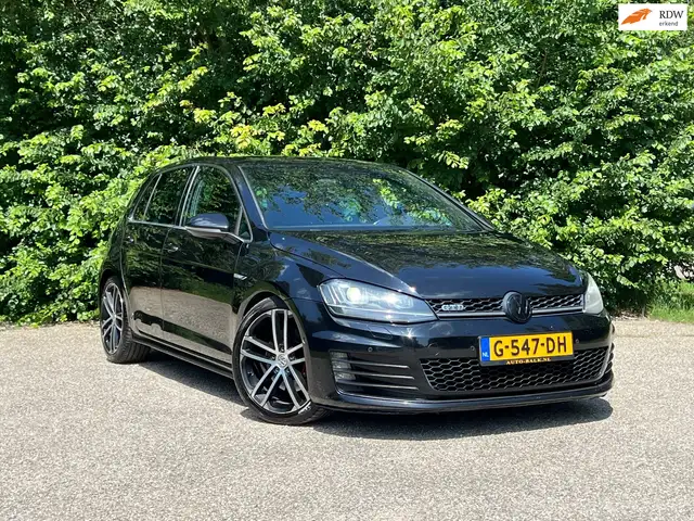 Volkswagen Golf GTD 2.0 TDI | Cruise + Clima + Navi + Soundbox
