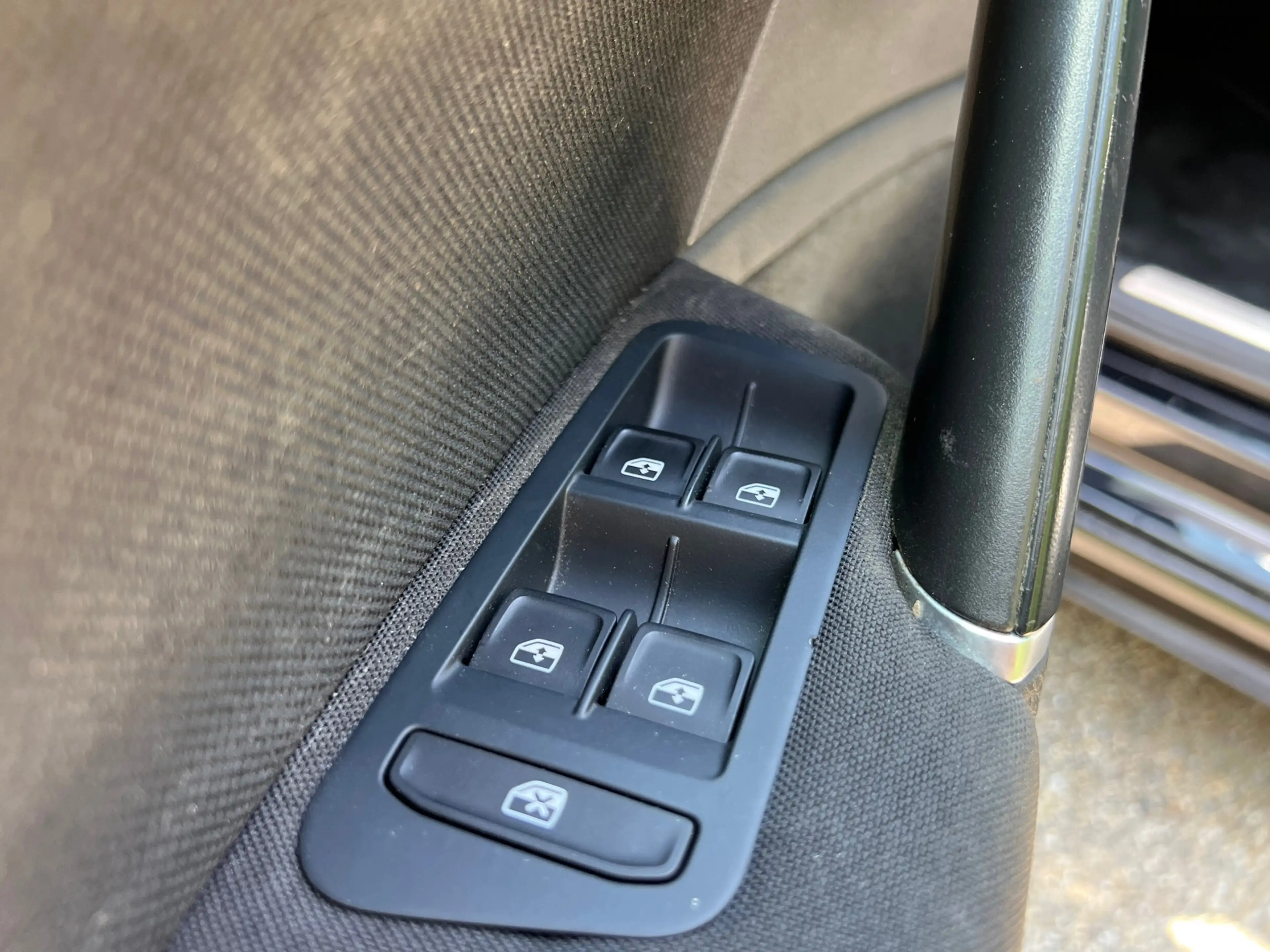 Volkswagen Golf GTD 2.0 TDI | Cruise + Clima + Navi + Soundbox — photo 14