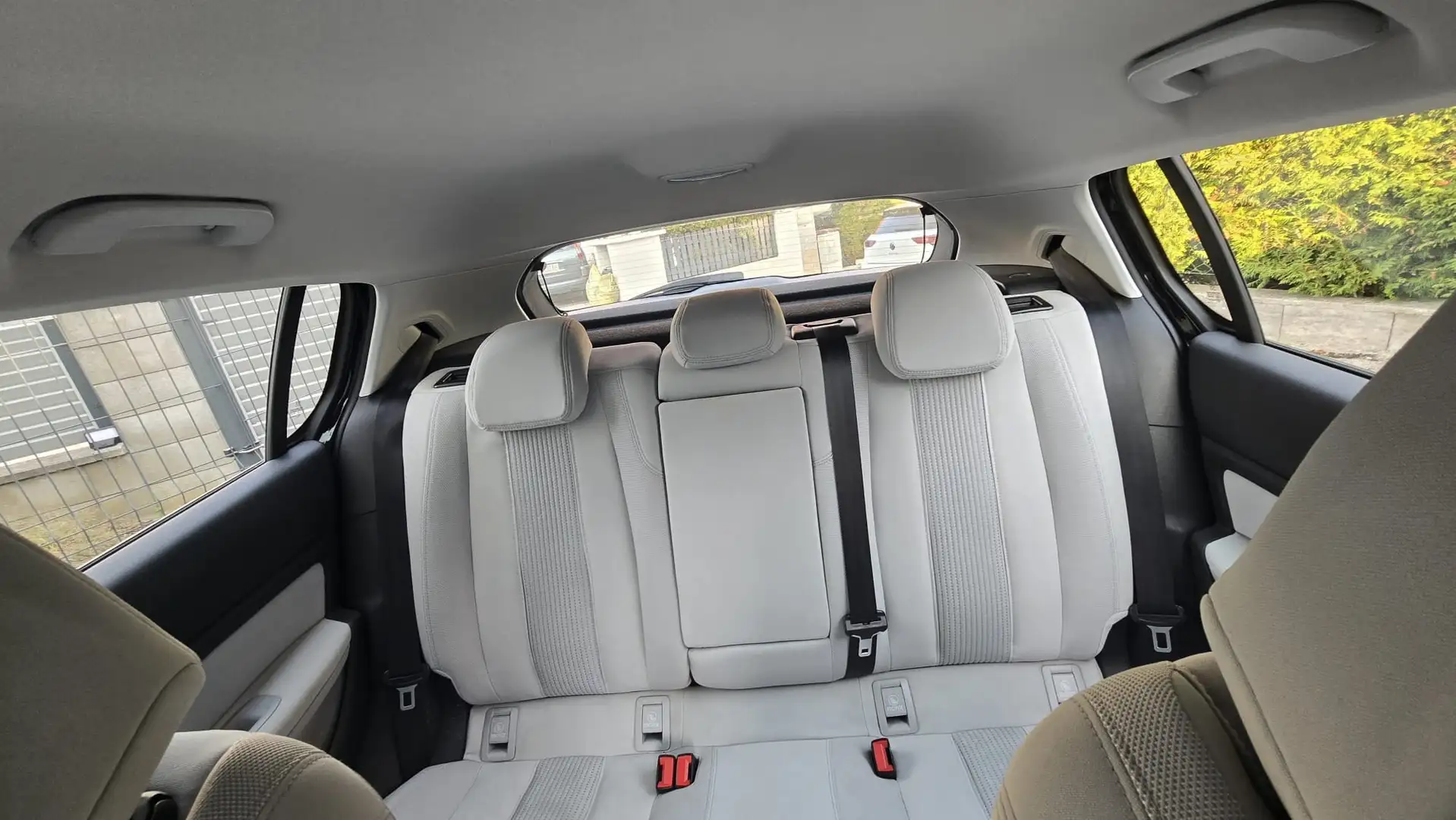 Peugeot 308 1,6 125 THP Schwarz - 2