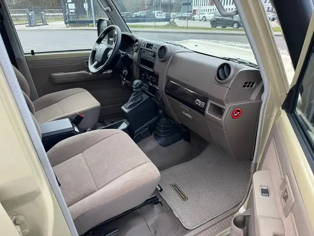 Toyota Land Cruiser GRJ 79 DC LX 40th Automatik SOFORT Ansicht 12