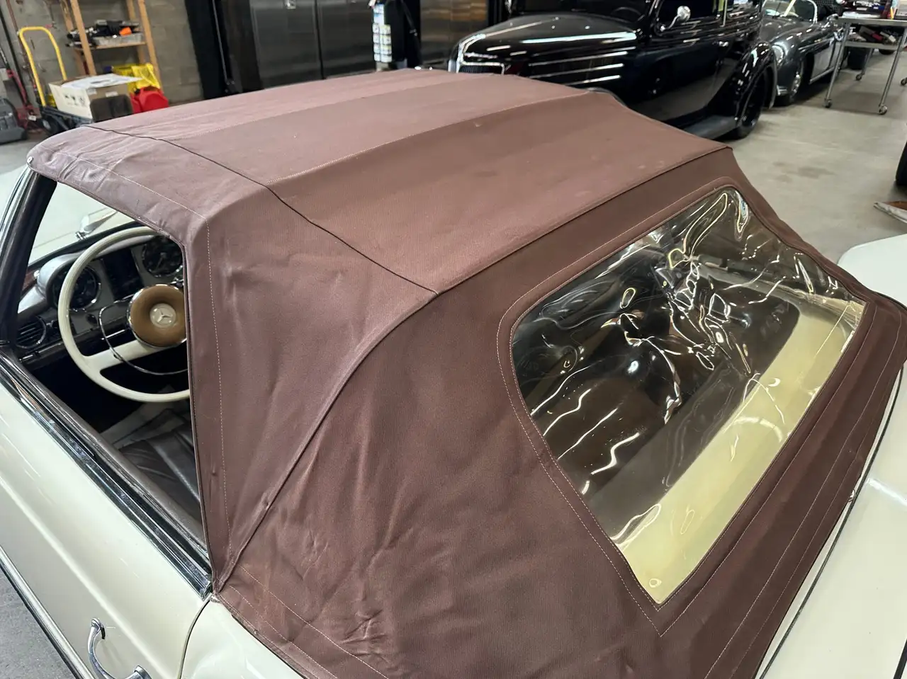 Mercedes-Benz 230 снимка Mercedes-Benz 230