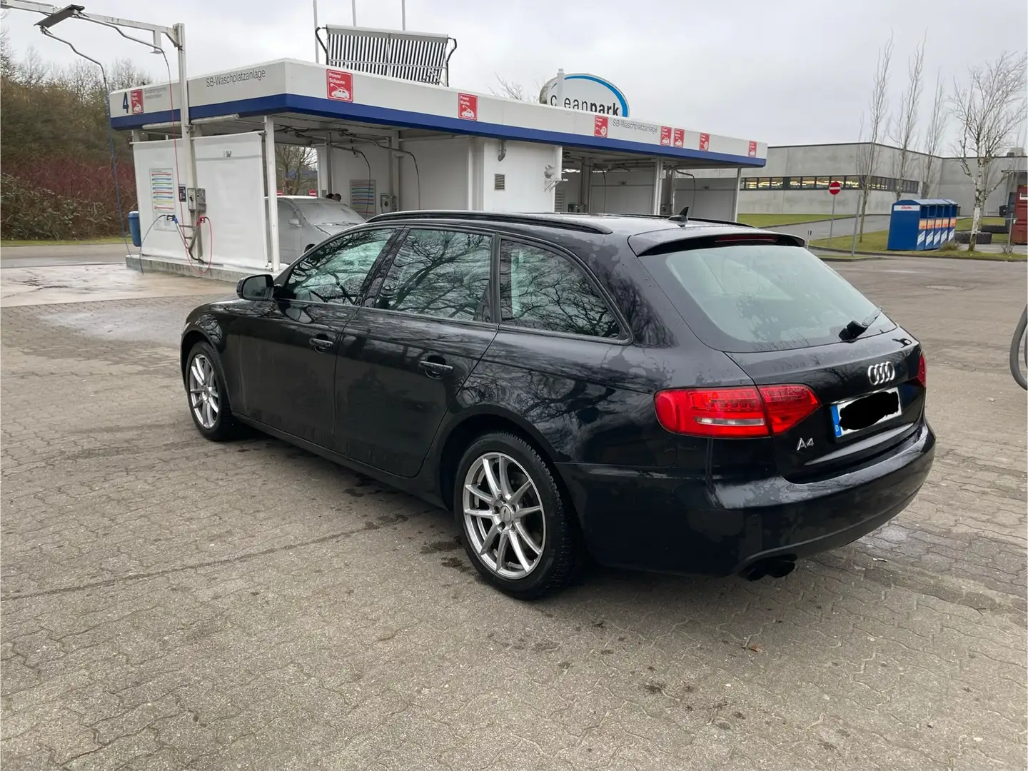 Audi A4 Avant 1.8 TFSI Ambiente - 2