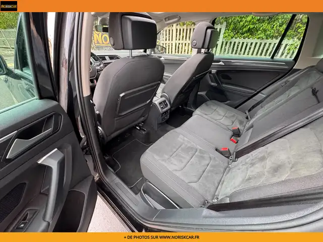 Volkswagen Tiguan view 23