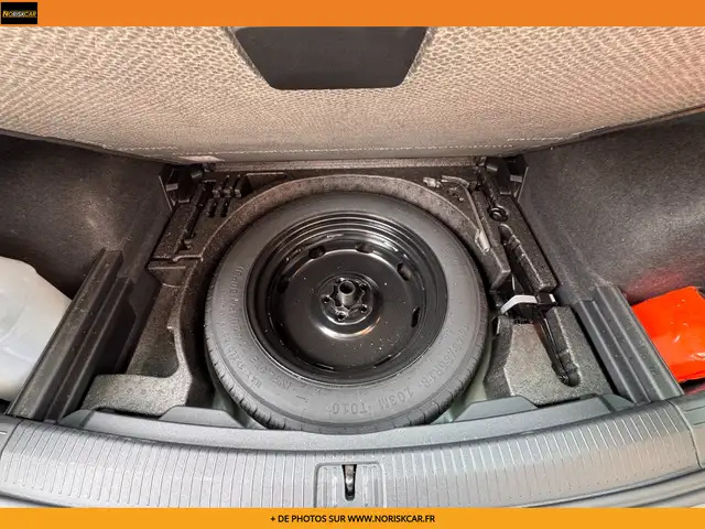 Volkswagen Tiguan view 22