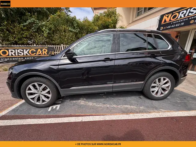 Volkswagen Tiguan view 6