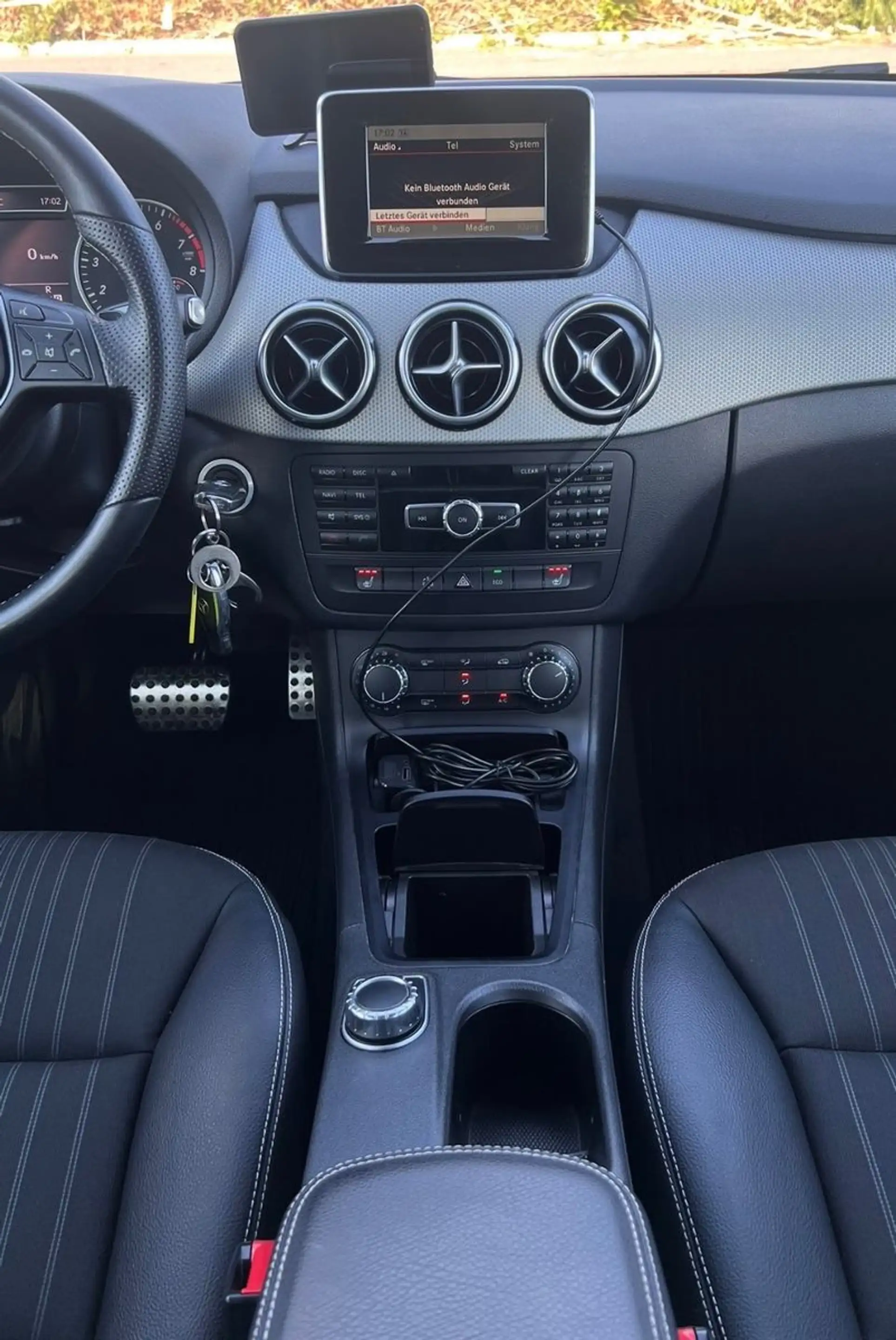 Mercedes-Benz B 180 B B 180 Sport/AUTOMATIK/1.HAND/TEMPOMAT — photo 15