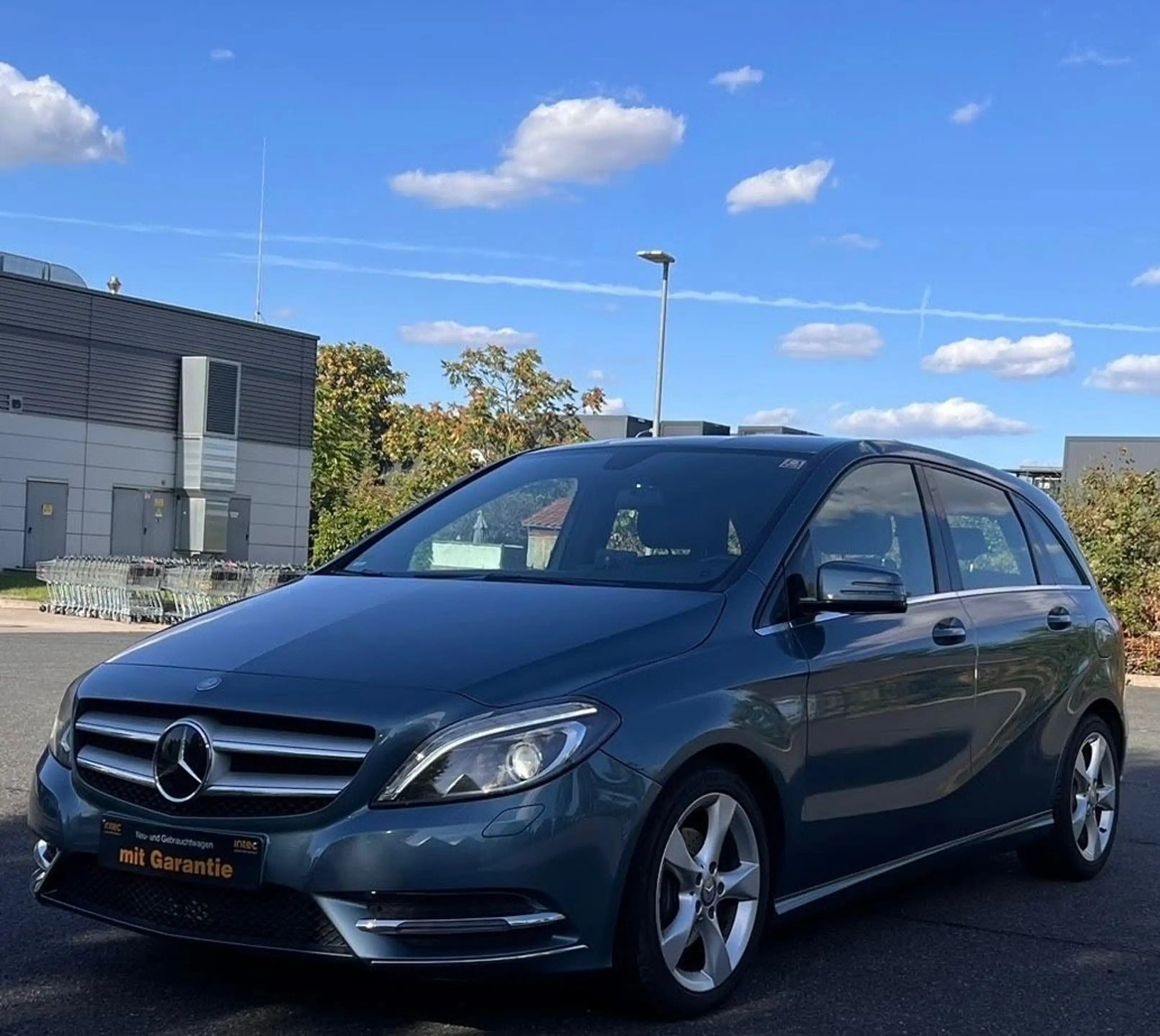 Mercedes-Benz B 180 B B 180 Sport/AUTOMATIK/1.HAND/TEMPOMAT