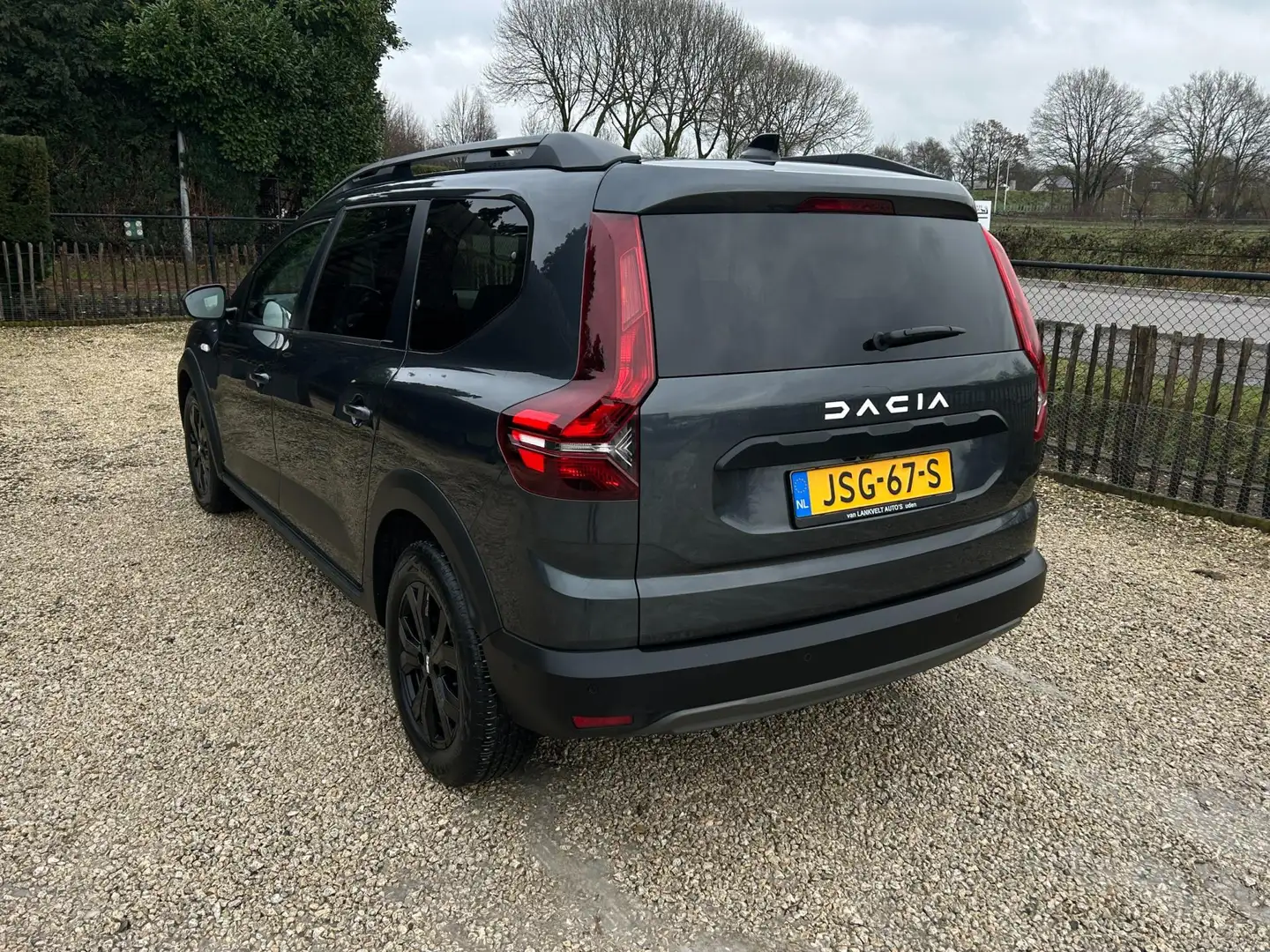 Dacia Jogger 1.0 TCe Extreme 7p.Navi, Camera Grau - 2