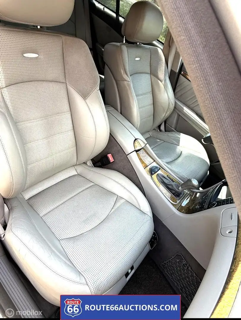 Mercedes-Benz E 63 AMG Zwart - 2