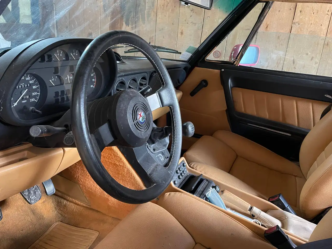 ALFA ROMEO SPIDER – Klassieke opknapper, foto 3