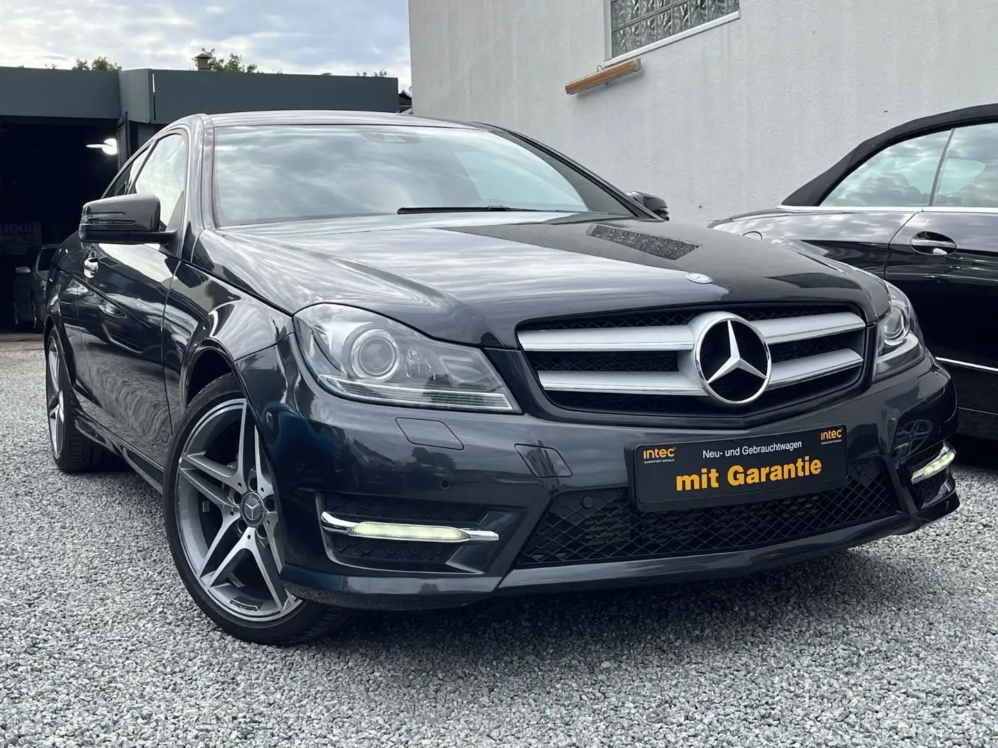Mercedes-Benz C 180 C180 AMG-Line*Xenon*MFL*Autom*PDC*34tsd* Schwarz - 1