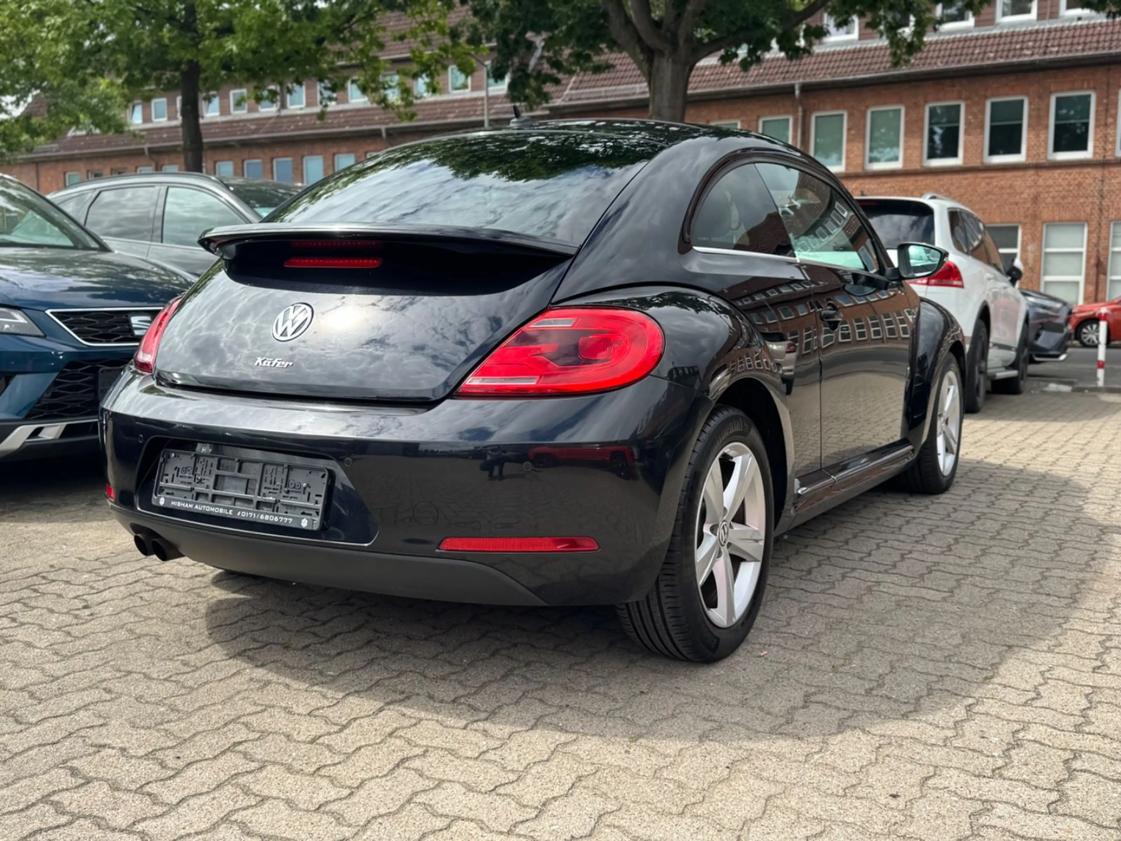 Volkswagen Beetle 2,0TDI Sport/AUTOMATIK/SHZ/PDC/TÜV NEU — photo 2