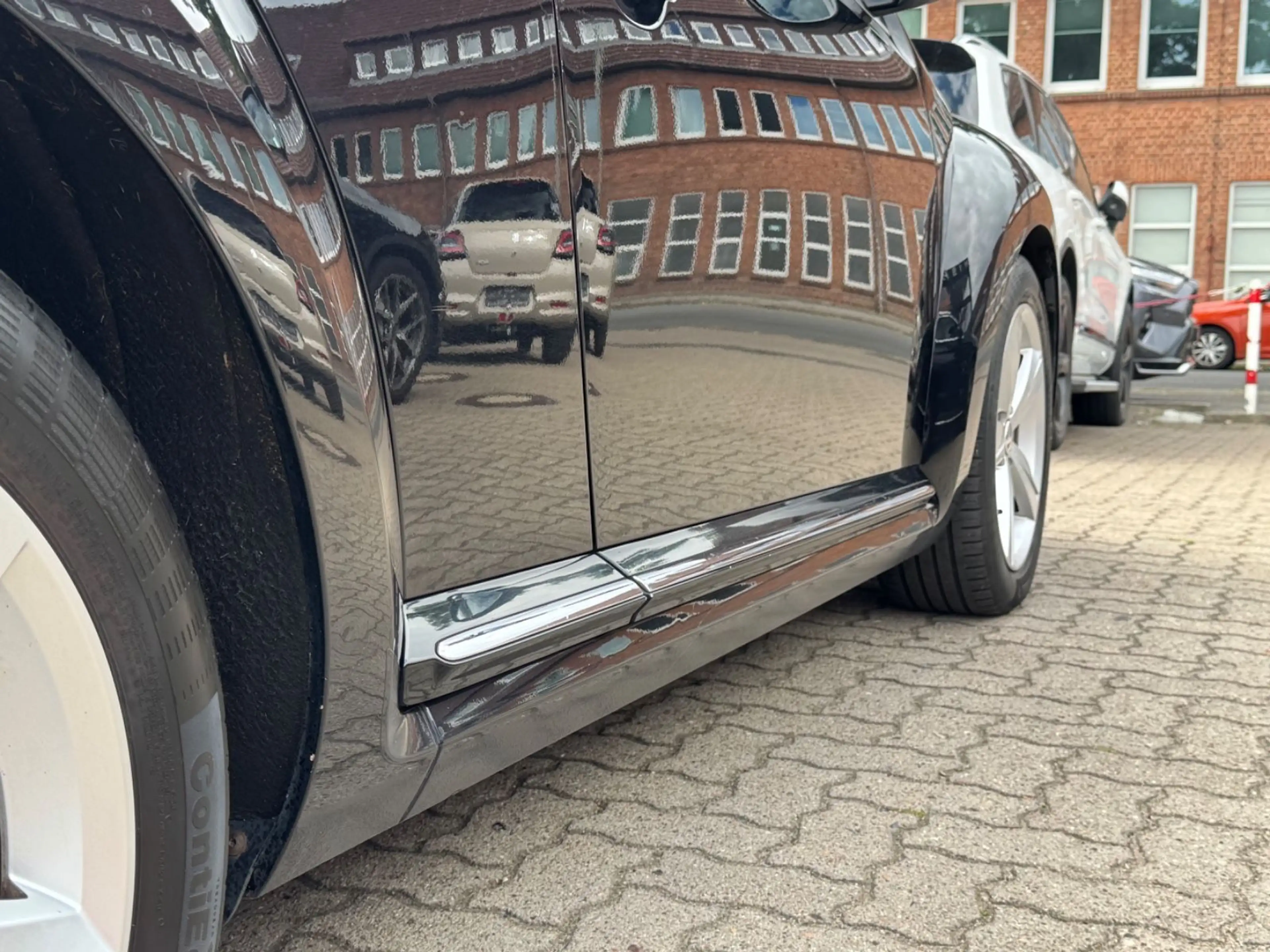Volkswagen Beetle 2,0TDI Sport/AUTOMATIK/SHZ/PDC/TÜV NEU — photo 14