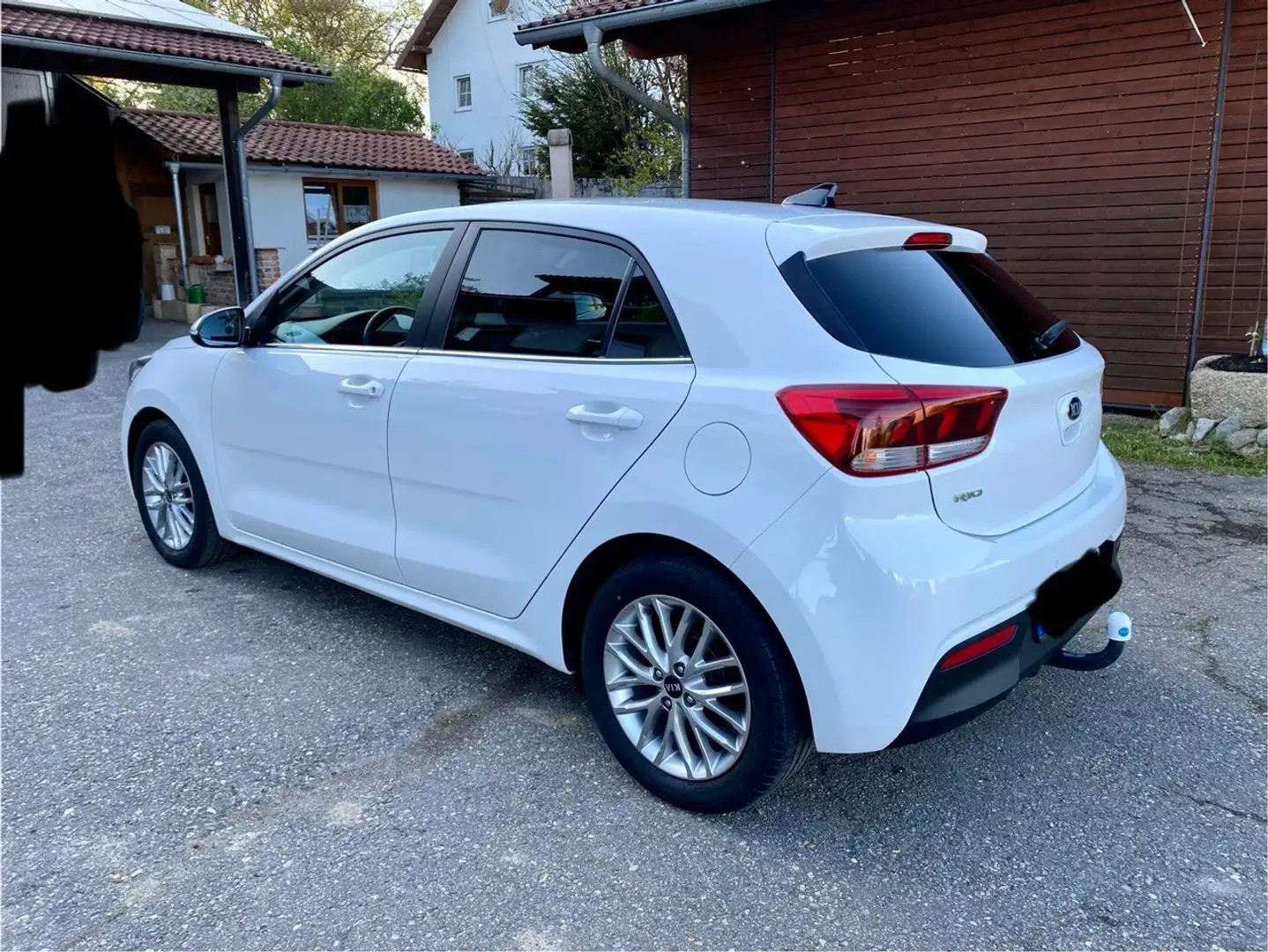 Kia Rio Rio Fließheck 1.4 Spirit Weiß - 2
