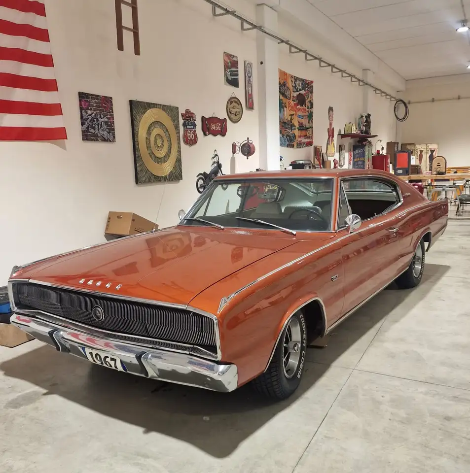 Dodge Charger 1967 Molto Raro Motore 383, foto 1