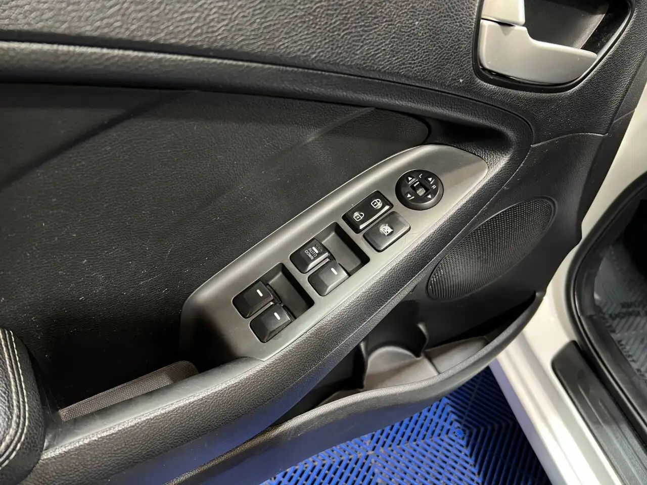 Kia Forte photo Kia Forte
