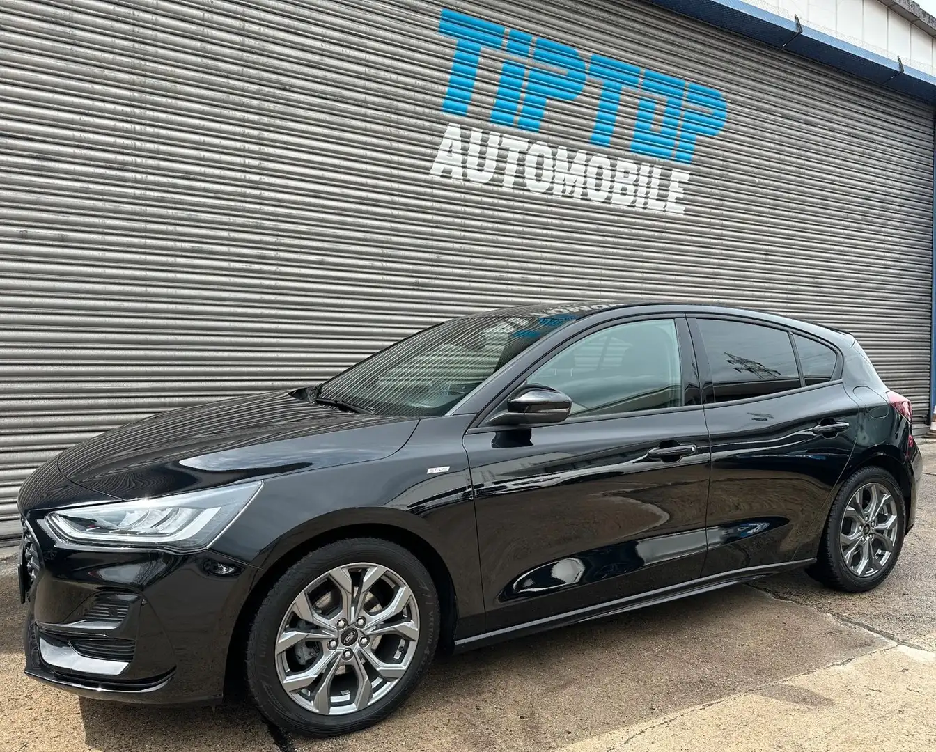 Ford Focus Lim. ST-Line X*MATRIX-LED*KAMERA*NAVI*VIRT Schwarz - 1