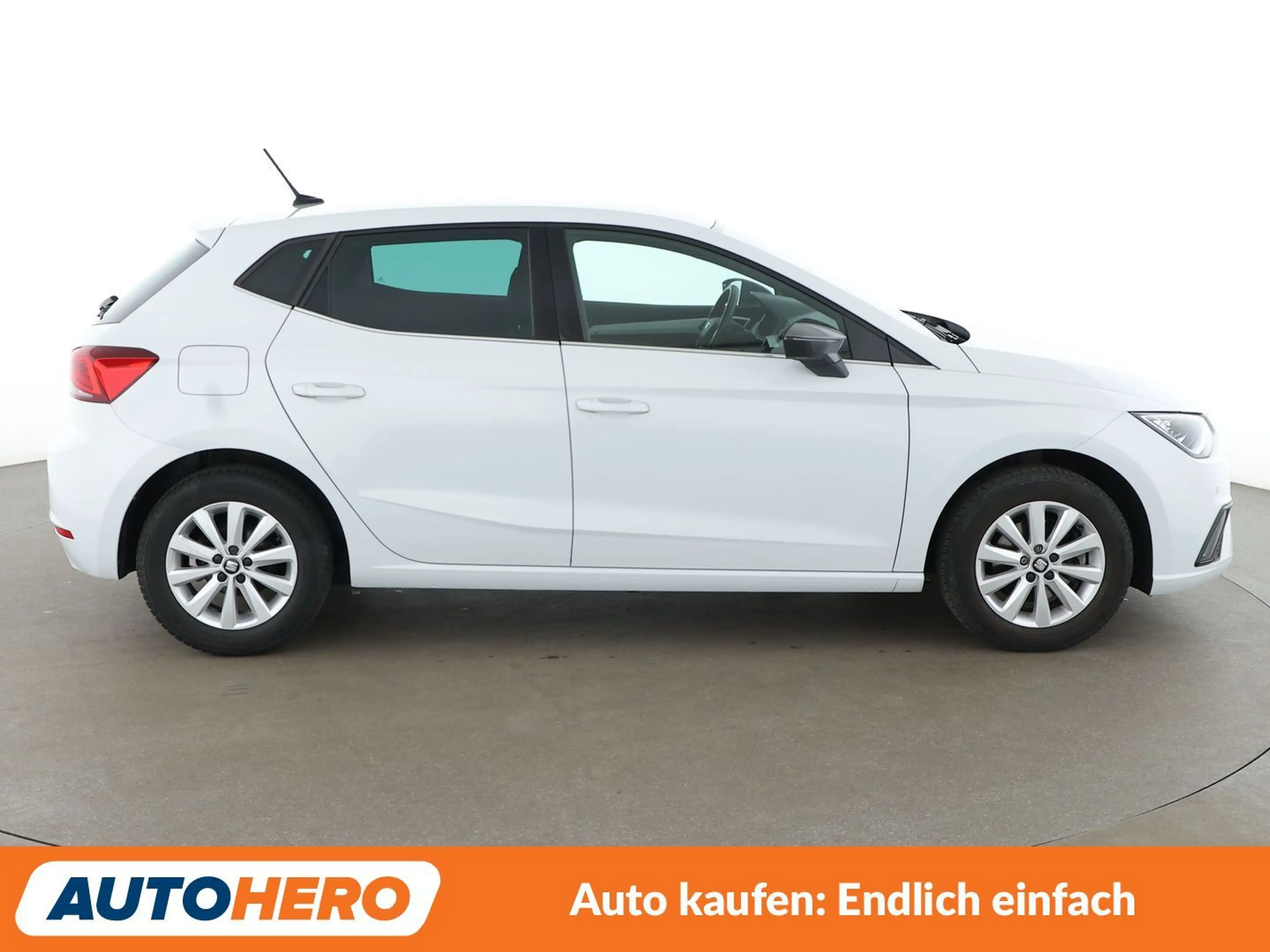 SEAT Ibiza 1.0 TSI Xcellence*NAVI*LED*ACC*CAM*PDC*SHZ* — photo 7